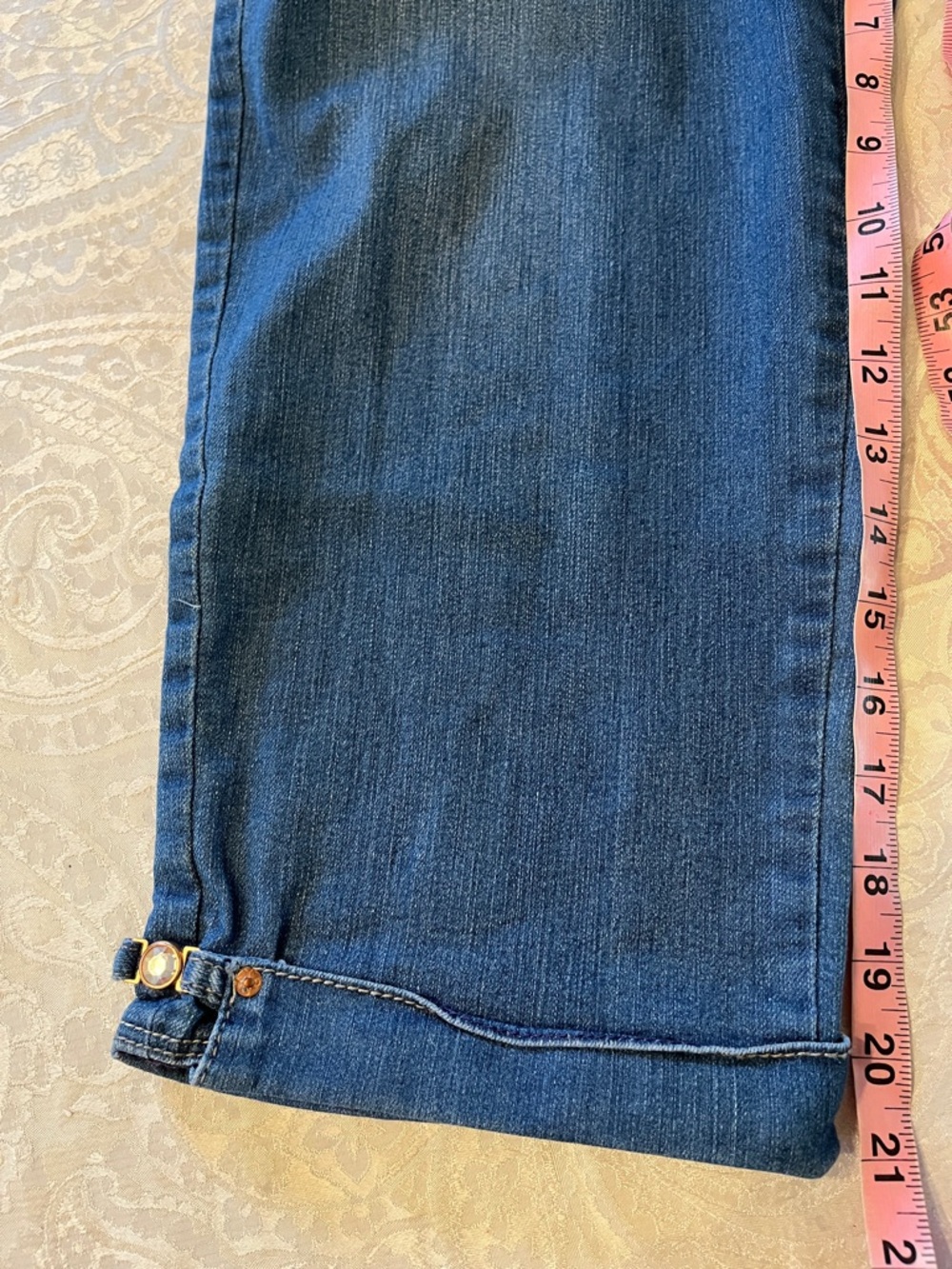 NYDJ Medium Blue Denim Capri Jeans with Copper Button Size 12 EUC - Picture 7 of 7